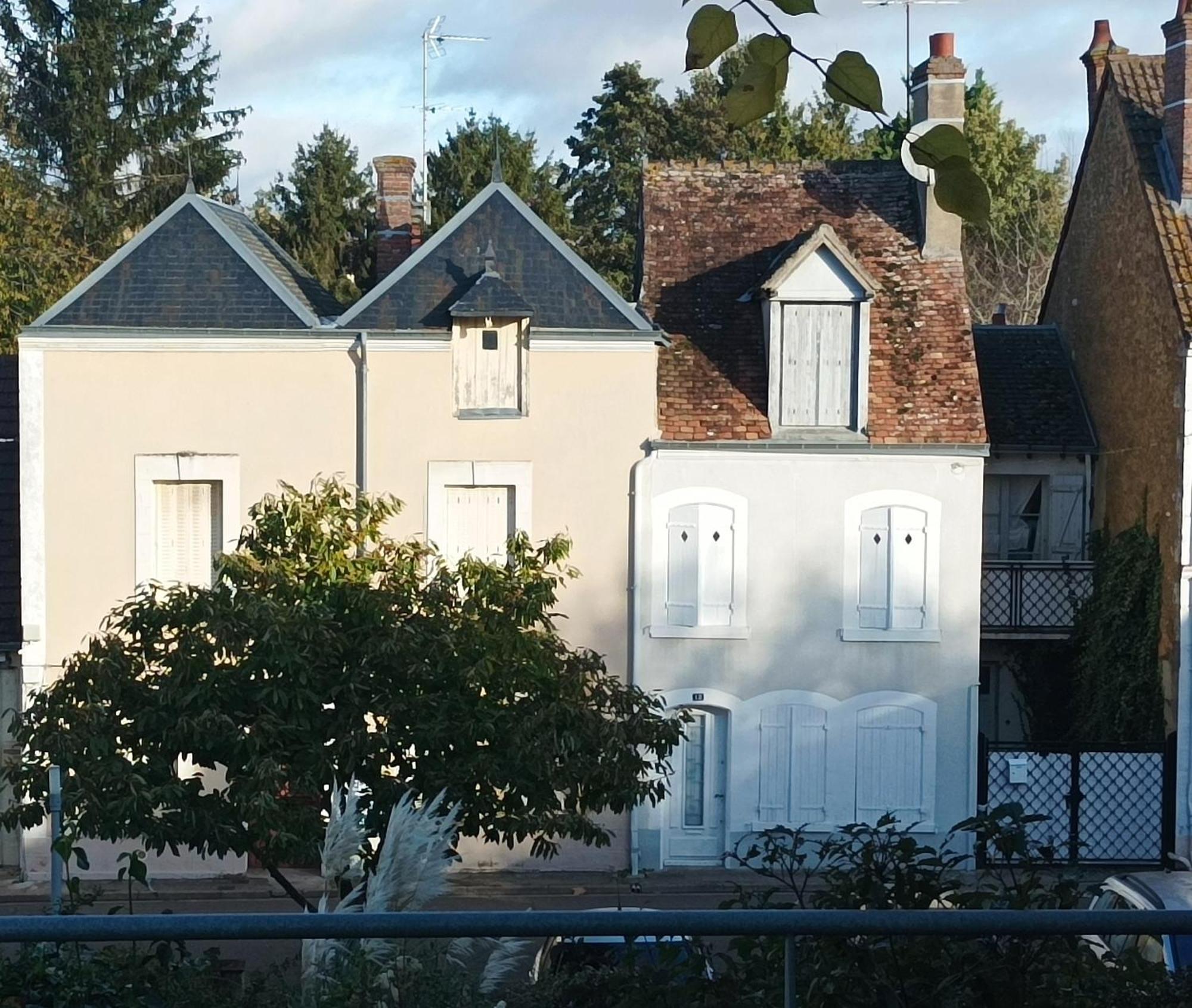 La Maison Au Bord De L'Eau Gracay ภายนอก รูปภาพ